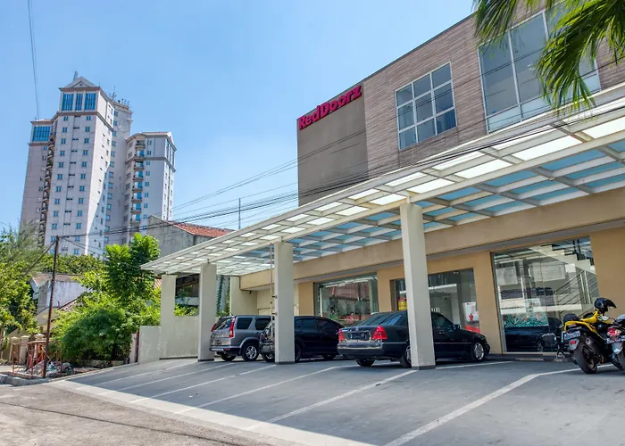 Reddoorz Near Ciputra World 3 Hotel Surabaya
